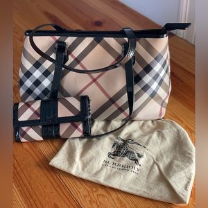 Burberry Beige Leather Supernova Check Coated Tote & Patent Nova Check Wallet